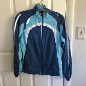 Women’s saucony jacket